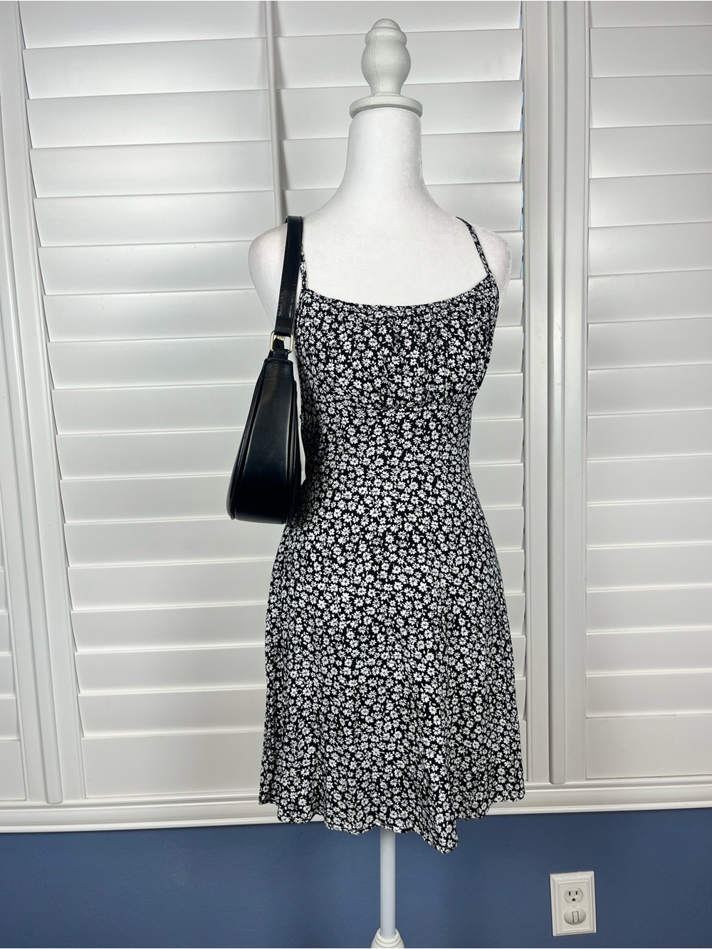SHEIN Petite Black Floral Open Back Mini Dress Crisscross Tie Back Fit Size M
